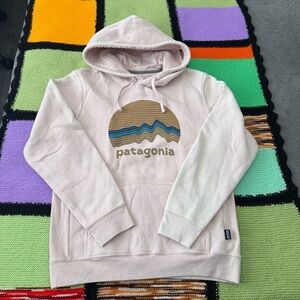 Patagonia Hoodie Sweater Jacket Pink Women’s Medium